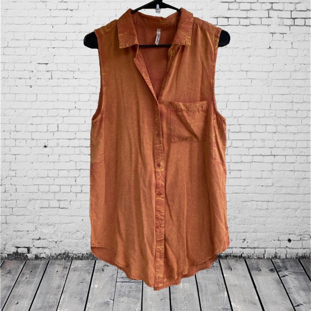 Mittoshop | button down sleeveless shirt